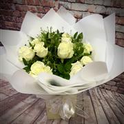 Pure 12 white Roses 