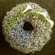 Gypsophillia and Calla wreath
