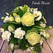  Posy Arrangement White